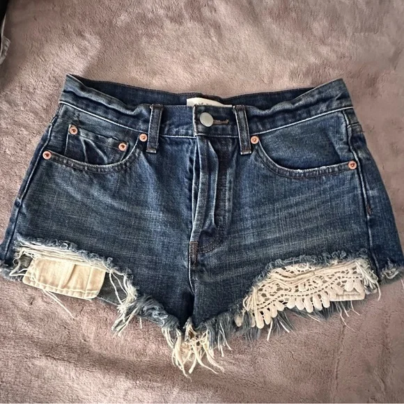 Free People OB585971 Avery Blue Daisy Chain Lace Cutoff Frayed Denim Short - Picture 7 of 10